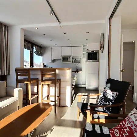 Renove Pour 6 Personnes Avec Balcon, Au Pied Des Pistes Et Wifi - Fr-1-455-104 Apartment